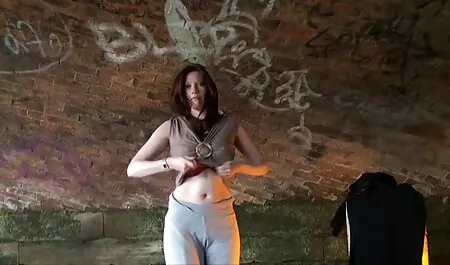 Ein zartes Mädchen will deutsche pornos reife frauen porno mit einer Freundin.