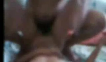 Einige der Schüler sind reife deutsche frauen porn leidenschaftlich über das Spiel auf Holzbrücke