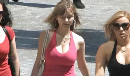 Die deutsche pornos mit reifen frauen Blondine erlaubte sich Sex mit einem guten Kerl.