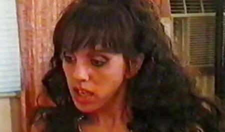 Mit deutsche pornofilme reife frauen einem frischen Arsch, wollen Ekstase