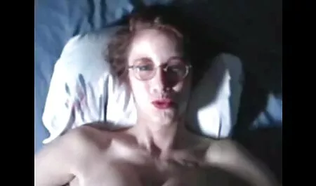 Der Service deutsche nackte reife frauen macht sich über die Kollektivfarm lustig und füllte sie mit Sperma.