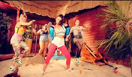 Casino, der Kunde ist blond für Sex deutsche reife gefickt im Brettspiel.