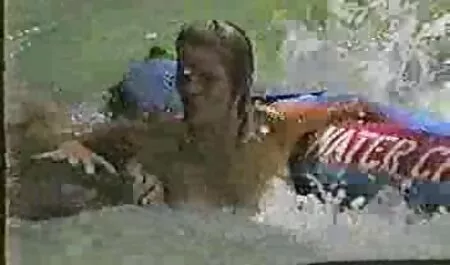 Spielzeug ändert die Länge sex mit reifen deutschen frauen des Anus auf das beobachtete Muster im Becken