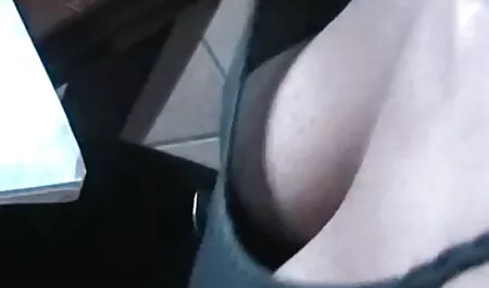 Wunderschöne Puppe bekam deutsche pornos reife frauen einen Job durch sex und Spaß