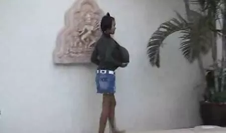 Ein deutsche reife porno Mann mit Brille hat etwas Kleines veröffentlicht