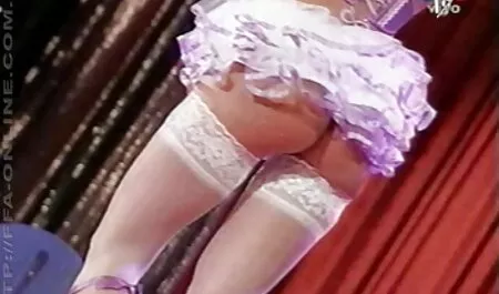 Zum ersten Mal auf dem Parkplatz und dann geile reife deutsche zum nächsten Fick