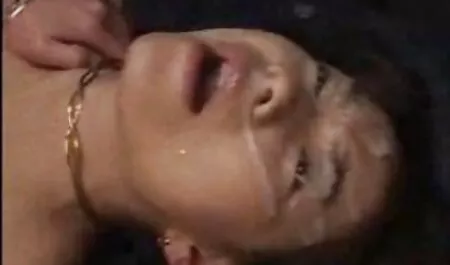 Liebhaber von einander deutsche reife frauen beim sex gießen frischen Urin