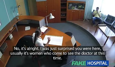 Schwarz, wandte sich an die Kamera so hart wie eine weiße Frau deutsche pornos mit älteren frauen