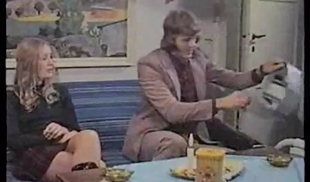 Ungarisches deutsche reife frauen porn Mädchen im Garten verloren