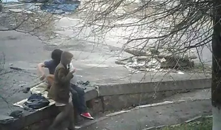 Ein deutsche reife porno einfacher Kerl trifft eine Blondine