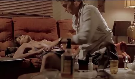 Die reife deutsche pornos Schwester seiner Freundin.