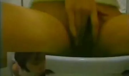 Zwei reife deutsche pornos Brustwarzen trachodrom