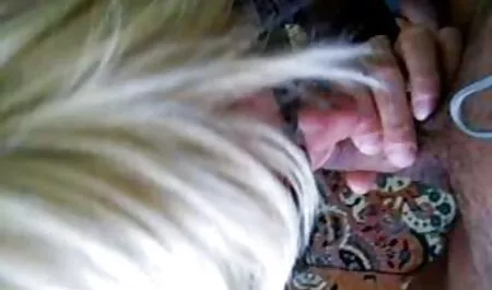 Das Mädchen wollte Sex reife deutsche frauen sex mit einem jungen Mädchen haben.